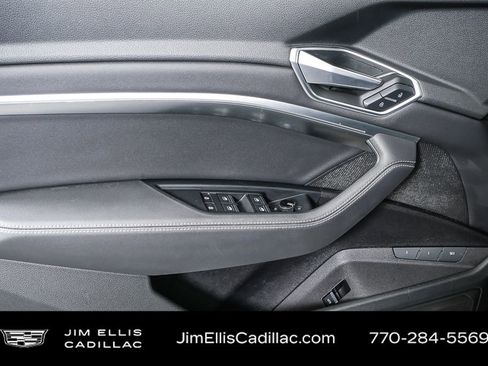 Used 2021 Audi e-tron Premium image 6