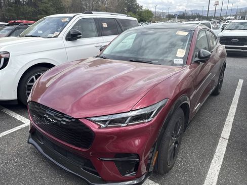 Used 2025 Ford Mustang Mach-E Premium w/ Sport Appearance Package image 4
