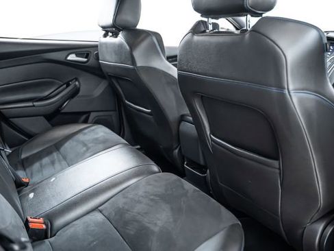 Used 2016 Ford Focus RS image 26