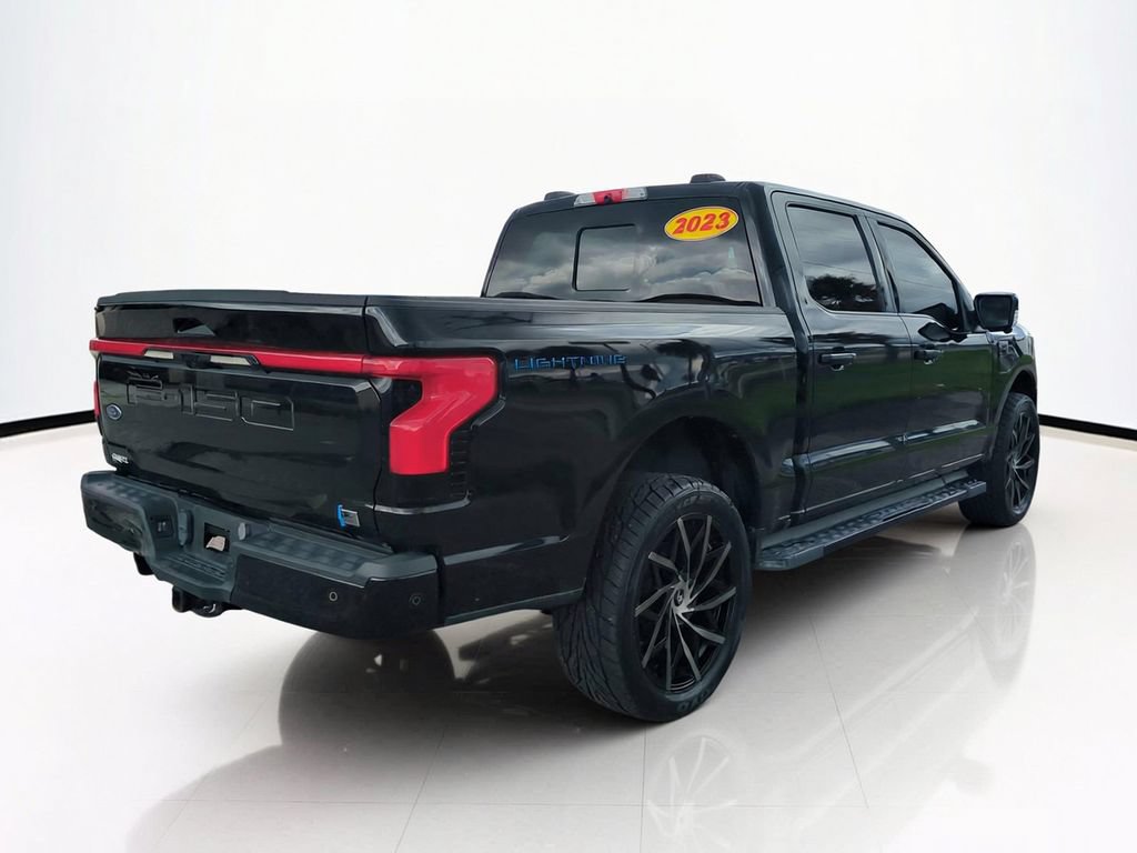 Used 2023 Ford F150 Lightning Platinum AWD/4WD image 5