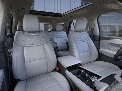 New 2026 Ford Explorer Platinum w/ LUX Leather Package AWD/4WD image 40