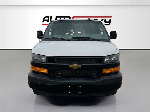 Used 2024 Chevrolet Express 2500 w/ Driver Convenience Package image 2