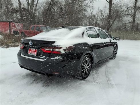 Certified 2023 Toyota Camry SE image 7