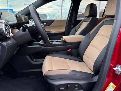 New 2026 Chevrolet Equinox ACTIV image 32