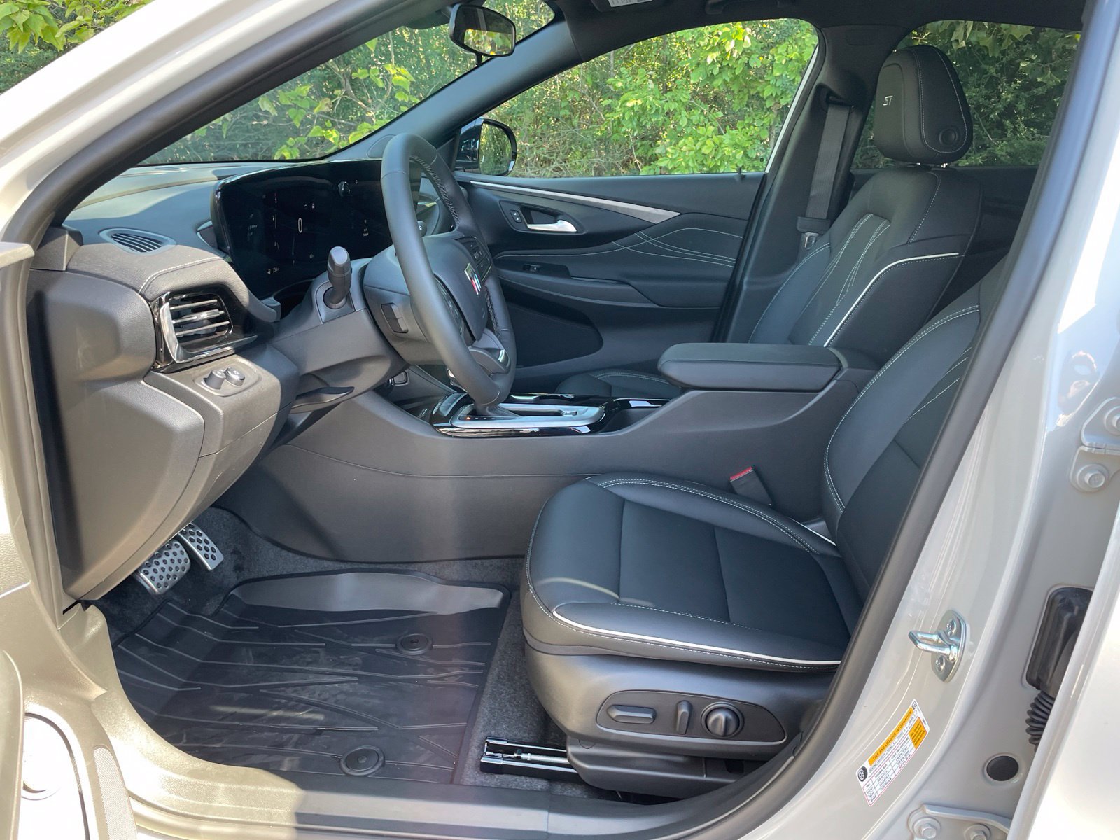 New 2026 Buick Envista Sport Touring w/ Studio Series FWD image 14