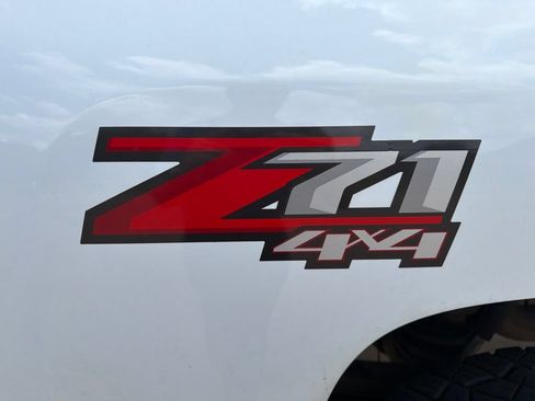 Used 2014 Chevrolet Silverado 2500 LTZ w/ LTZ Plus Package AWD/4WD image 11