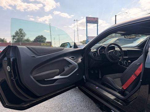 Used 2024 Chevrolet Camaro ZL1 RWD image 25