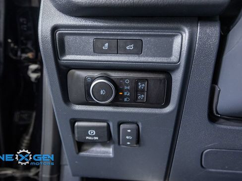 Used 2023 Ford Expedition Max Limited AWD/4WD image 13