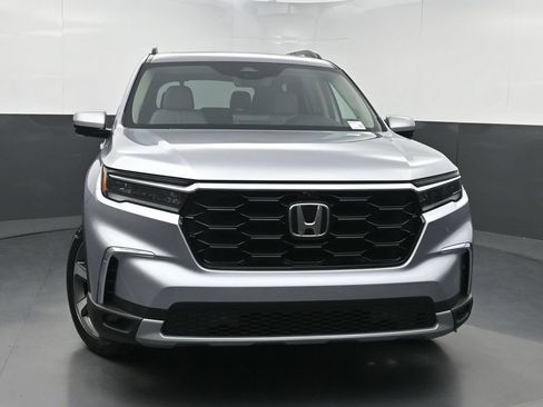 Used 2024 Honda Pilot Elite image 43