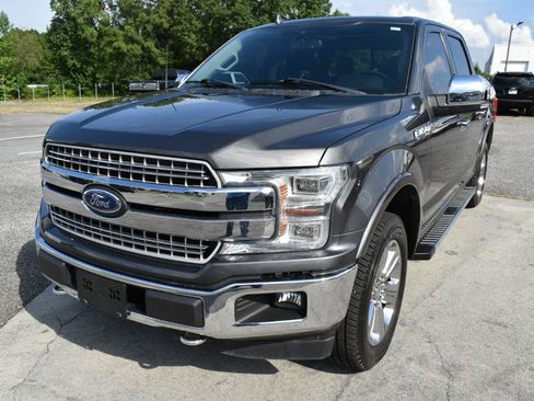 Used 2018 Ford F150 Lariat w/ Equipment Group 502A Luxury AWD/4WD image 2