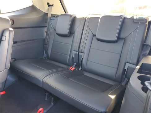 Used 2022 Volkswagen Atlas SE image 17