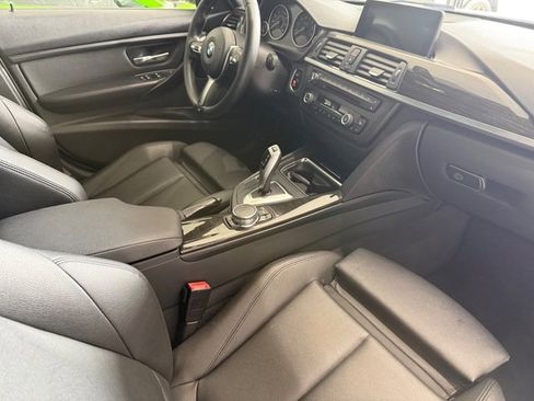 Used 2015 BMW 320i Sedan RWD image 8