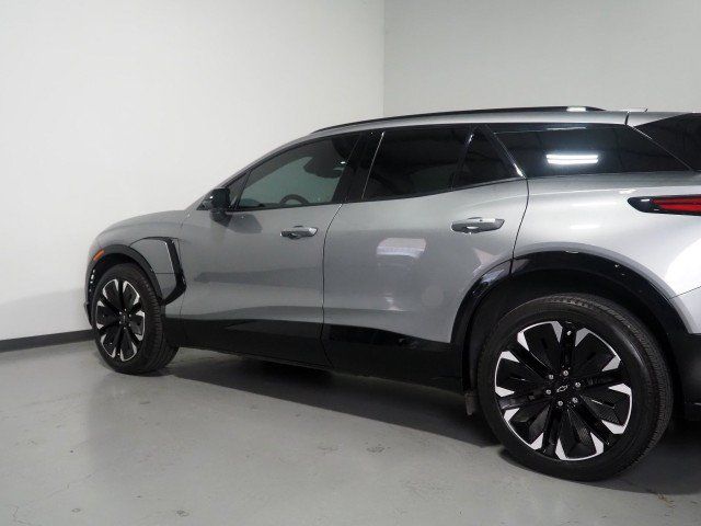 Used 2024 Chevrolet Blazer EV AWD RS image 58