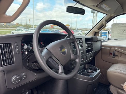 New 2025 Chevrolet Express 2500 image 22