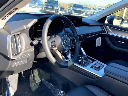 New 2026 MAZDA CX-90 Plug-In Hybrid w/ Preferred image 8