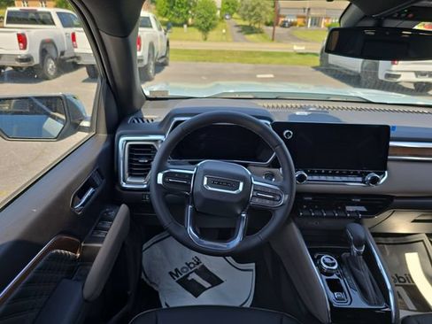 New 2026 GMC Canyon Denali AWD/4WD image 12
