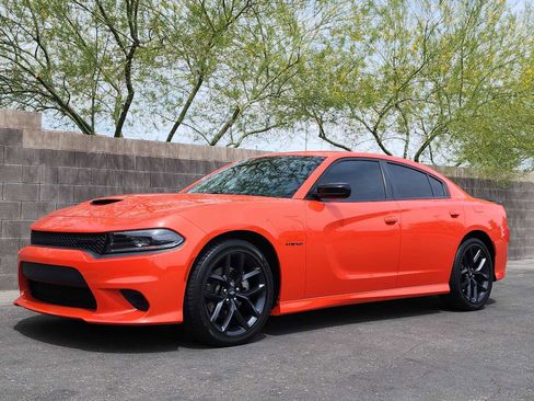 Used 2022 Dodge Charger R/T w/ Blacktop Package image 5