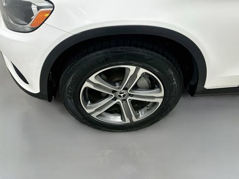 Used 2019 Mercedes-Benz GLC 300 image 29