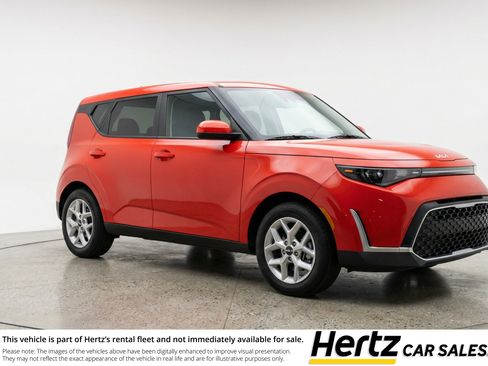 Used 2025 Kia Soul LX w/ LX Technology Package image 1