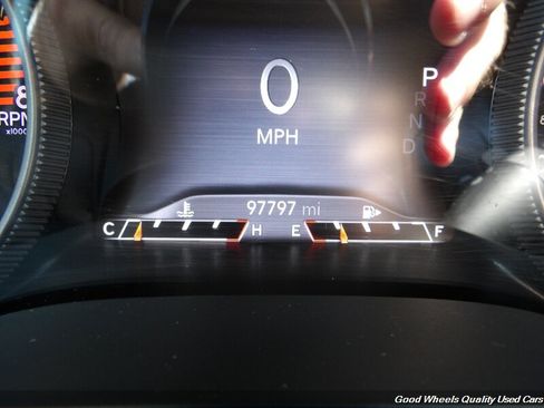 Used 2019 Jeep Cherokee Limited AWD/4WD image 23