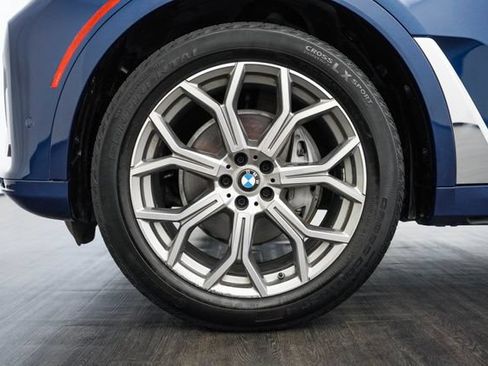 Used 2020 BMW X7 xDrive40i w/ Premium Package AWD/4WD image 47