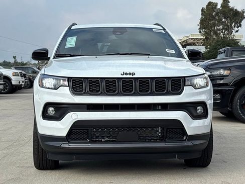 New 2026 Jeep Compass Latitude image 5