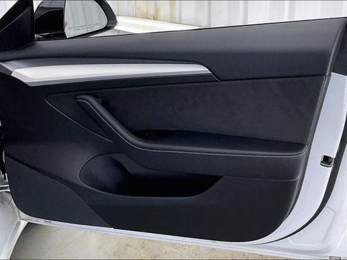 Used 2021 Tesla Model 3 Standard Range Plus RWD image 21