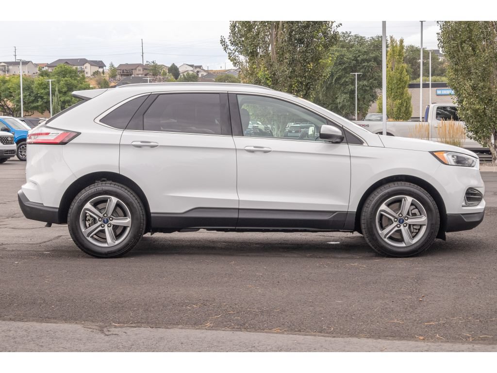 Used 2022 Ford Edge SEL w/ Convenience Package AWD/4WD image 2