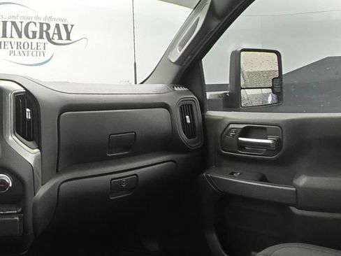 Used 2024 Chevrolet Silverado 2500 Custom w/ Custom Convenience Package AWD/4WD image 11