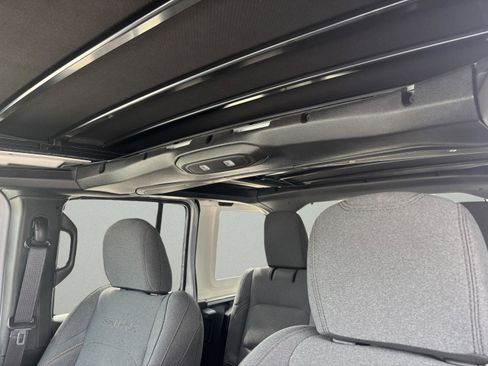 Certified 2024 Jeep Wrangler Sahara w/ Technology Group image 11