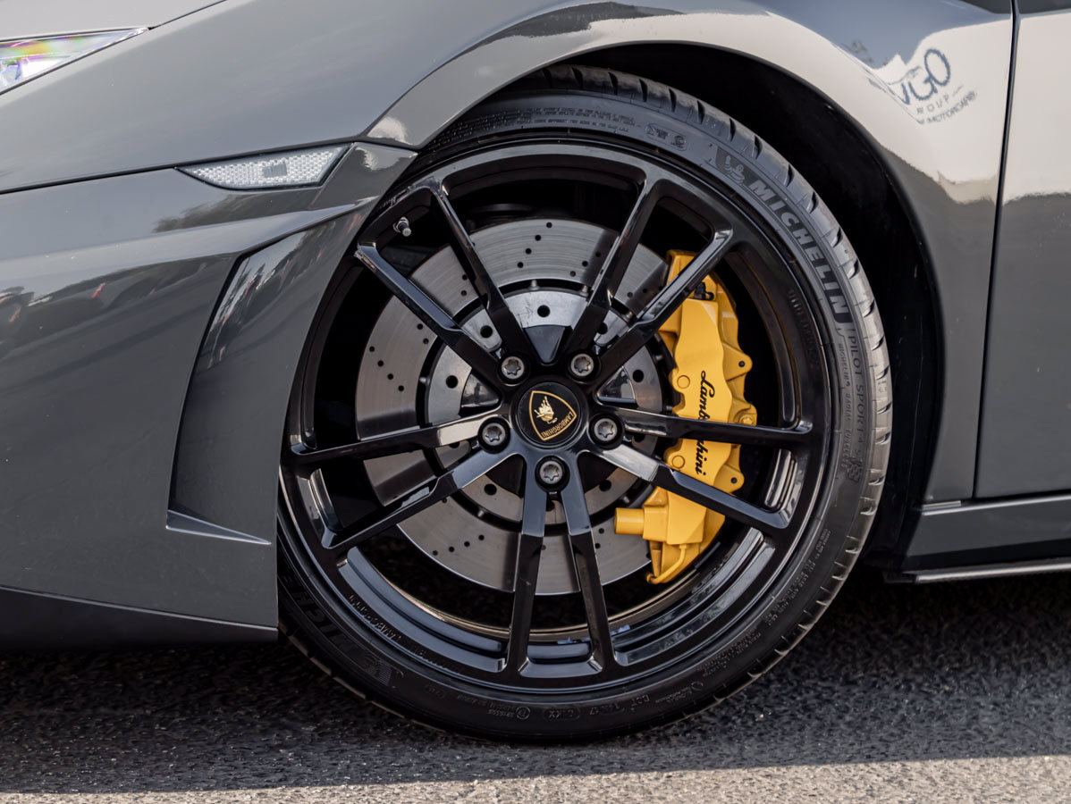 Used 2012 Lamborghini Gallardo LP 570-4 Performante AWD/4WD image 14