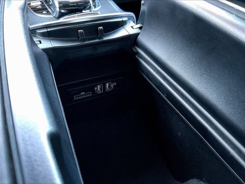 Used 2021 Mercedes-Benz G 550 w/ Exclusive Interior Package image 16