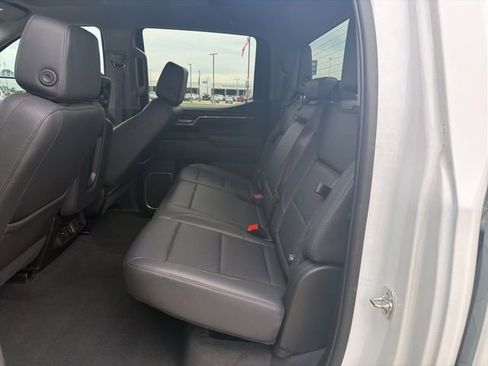 Used 2025 GMC Sierra 1500 SLT image 27