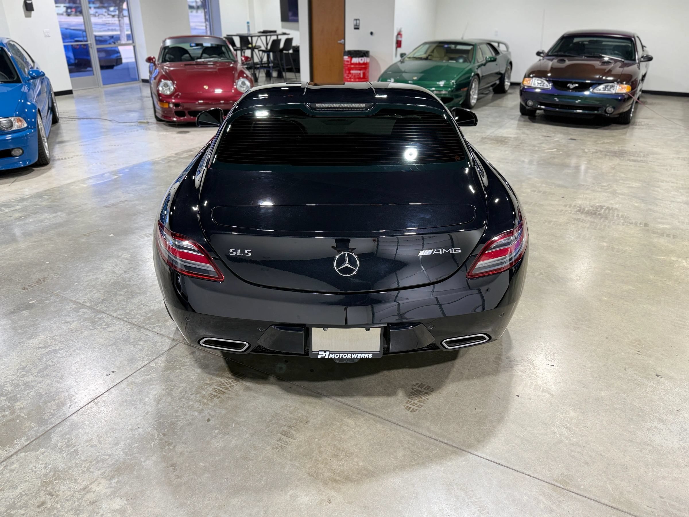 Used 2011 Mercedes-Benz SLS AMG Coupe image 9