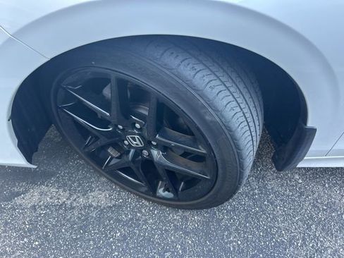 Used 2024 Honda Civic Sport image 5