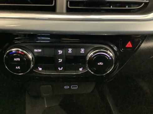 Used 2024 Chevrolet Trax LT w/ Driver Confidence Package FWD image 27