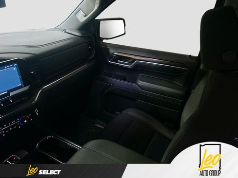 Used 2023 Chevrolet Silverado 1500 LT Trail Boss image 23