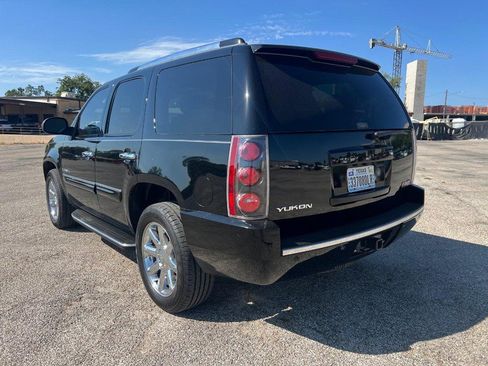 Used 2008 GMC Yukon Denali AWD/4WD image 7