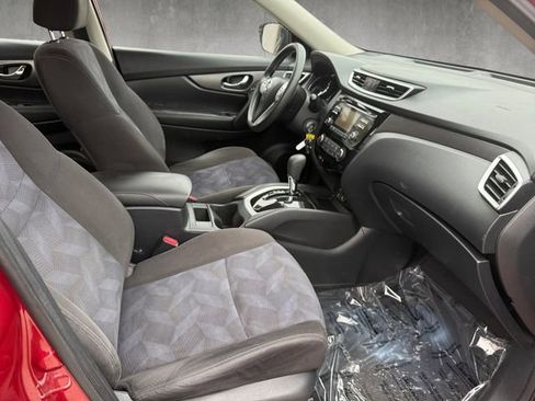 Used 2015 Nissan Rogue S AWD/4WD image 24