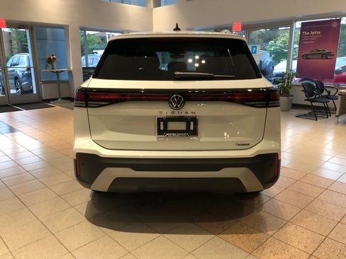 New 2025 Volkswagen Tiguan S image 5