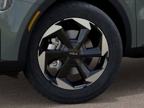 New 2025 Kia Sorento EX image 9