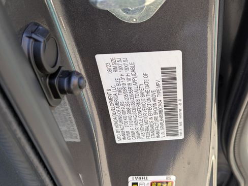 Certified 2024 Honda Odyssey Touring image 40