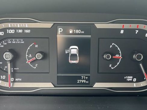 Used 2024 Hyundai Santa Cruz SEL image 9