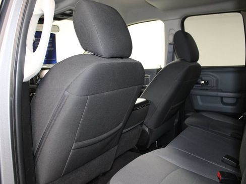 Used 2024 RAM 1500 Classic SLT AWD/4WD image 23
