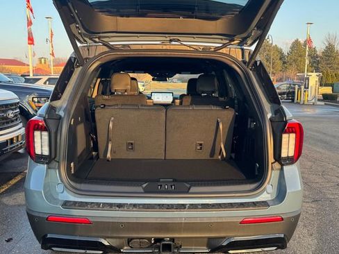 New 2026 Ford Explorer ST-Line image 5