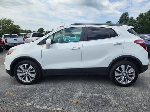 Used 2020 Buick Encore Preferred w/ Safety Package AWD/4WD image 4