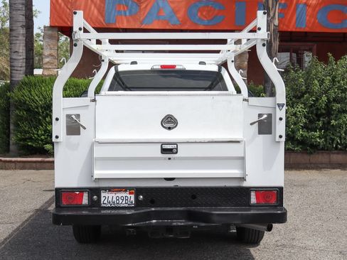Used 2024 Ford F250 XL w/ XL Chrome Package RWD image 8