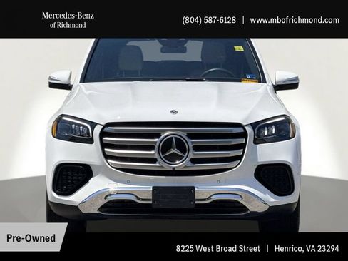Used 2024 Mercedes-Benz GLS 450 4MATIC image 10