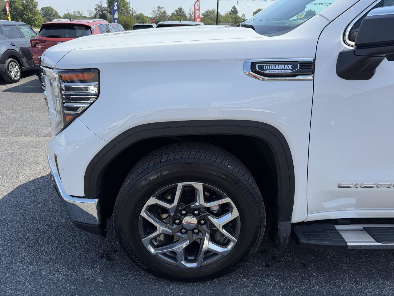 Used 2024 GMC Sierra 1500 SLT w/ SLT Premium Plus Package AWD/4WD image 13
