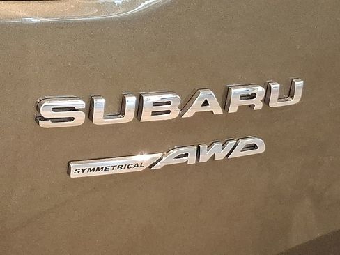 New 2025 Subaru Outback Limited image 15